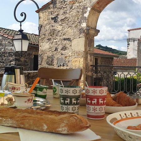 La Tour Noble Bed and Breakfast Saint-Saturnin  Eksteriør billede